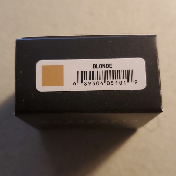 Dipbrow Pomade - Picture 2 of 13